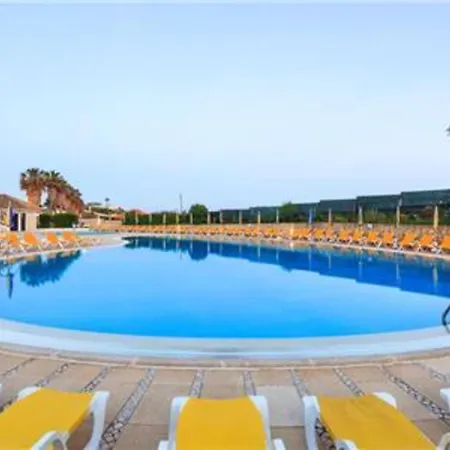 Bueatiful 1 Bedroom Sea View Портиман